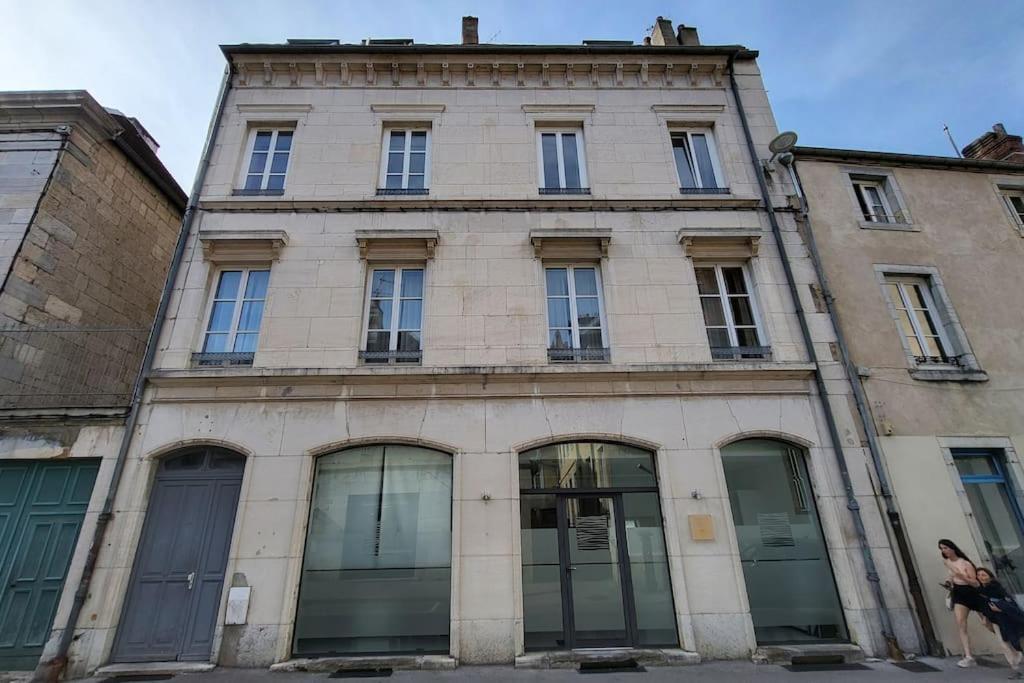 Appartement De La Bibliotheque Besancon Exterior photo